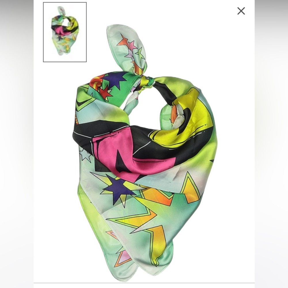 Parade scarf
